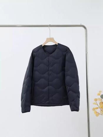 Ανδρικό μπουφάν με γέμισμα από πούπουλα πάπιου, 650 γέμισμα, λεπτό, εξωτερικό ύφασμα νάιλον και επένδυση νάιλον, liner σε στυλ Κορέας, κούμπωμα μονόσπαστο (-5°C έως 0°C)