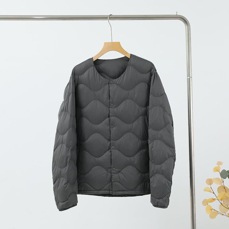 Ανδρικό μπουφάν με γέμισμα από πούπουλα πάπιου, 650 γέμισμα, λεπτό, εξωτερικό ύφασμα νάιλον και επένδυση νάιλον, liner σε στυλ Κορέας, κούμπωμα μονόσπαστο (-5°C έως 0°C)