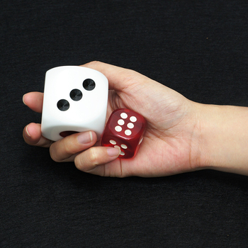 Ζάρια Royal Saint, ρητίνη, 6 όψεις, προσαρμόσιμα; σετ 1000 για σκάκι και παιχνίδια καρτών.