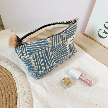 Tekstilna clutch torbica za putovanja – gradska jednostavnost, pamuk, mala kvadratna torba, vodoravni kvadratni oblik, zatvarač
