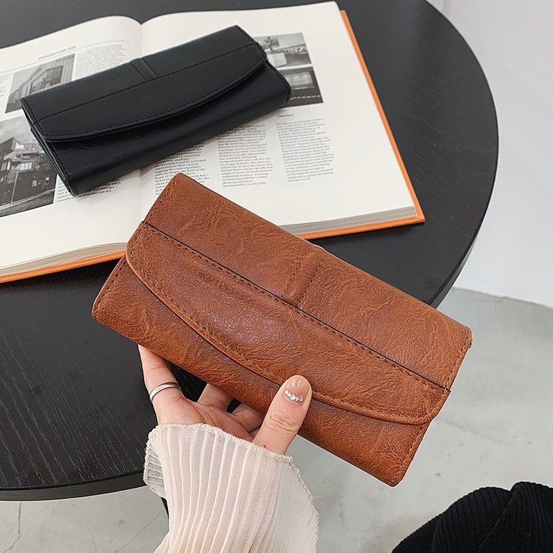 Γυναικείο πορτοφόλι PU δέρμα, άνοιγμα τύπου καπάκι, εσωτερικά: κλιπ χαρτονομισμάτων, ID και θήκες καρτών, οριζόντιο τετράγωνο σχήμα, μοντέλο 2655