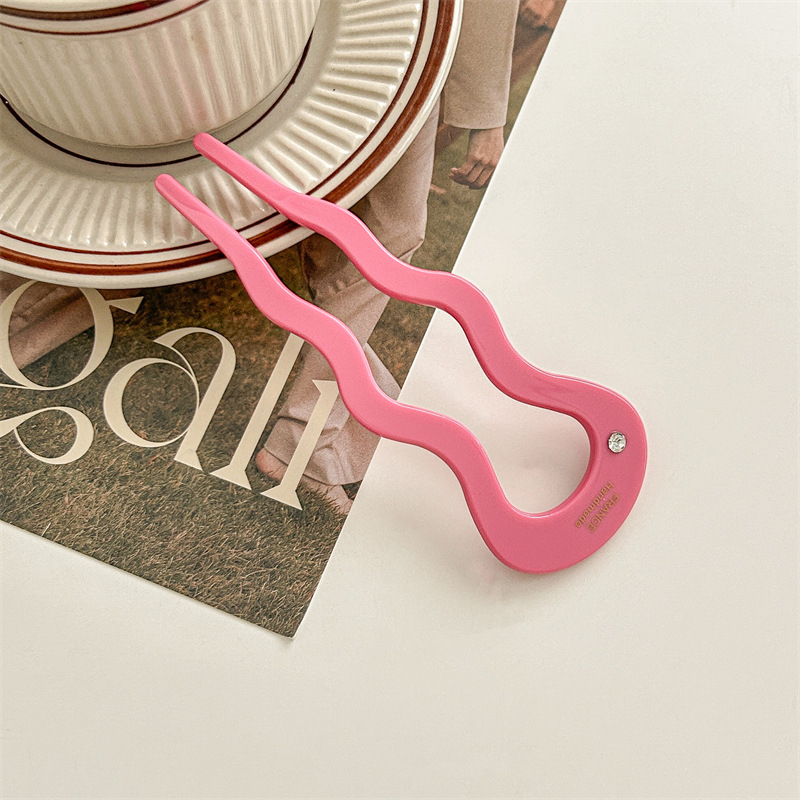 Аксесоар за коса: У‑образена вълниста щипка за коса с диамантен акцент | материал ацетична киселина | ретро дамски стил