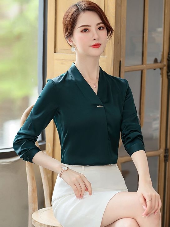 Dámska košeľa z chiffon: polyester s elastanom, dlhé rukávy, Výstrih do V, zapínanie na jeden gomb