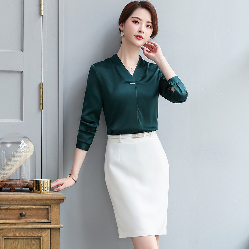 Dámska košeľa z chiffon: polyester s elastanom, dlhé rukávy, Výstrih do V, zapínanie na jeden gomb