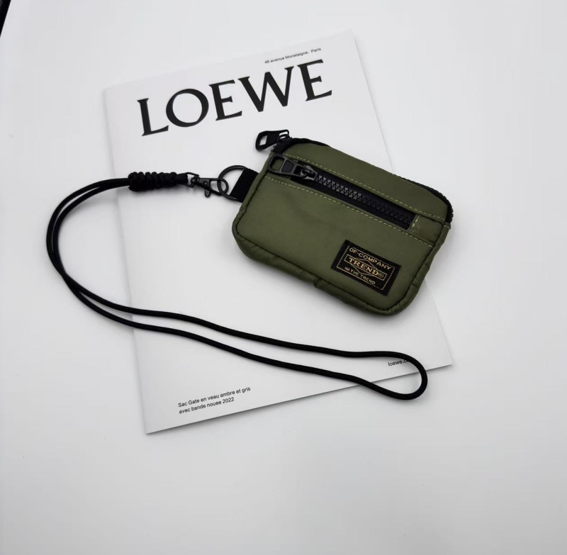 Mini novčanik za kovanice i kartice s naramenicom – najlon, uzorak slovo, Unisex, Princess diana leather goods, gradski minimalistički stil, organizator slušalica i ključeva