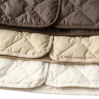 Γυναικείο quilted γιλέκο με κουκούλα, ελαφρύ και ζεστό, κανονική γραμμή, λαιμός polo, ύφασμα chenille, 90–95% ελαστάν