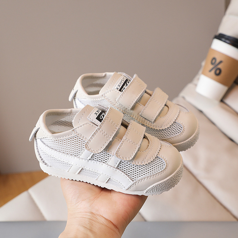 Gyerekeknek készült vékony talpú cipő, bőr felsőrész, Velcro-zárás, csíkos mintázat, lélegző