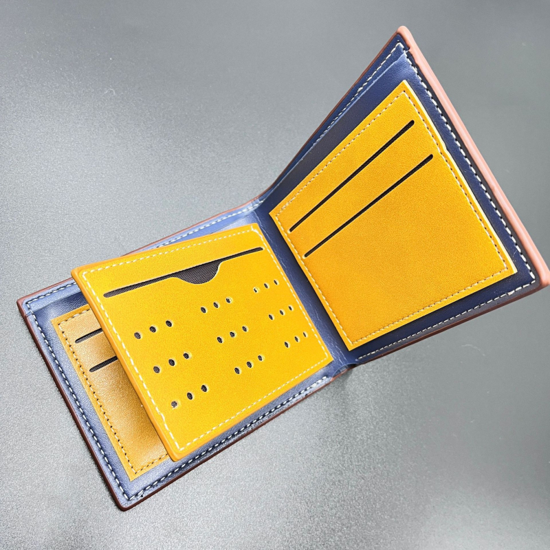 KAIPIBAO Kistá háromrekeszes pénztárca PU anyagból, betűs minta, bikabőr belső, cserélhető logó