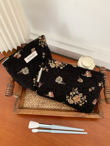 Sac de cosmetice cu floare din mătase auriu 3D, stil vintage, poliester cu căptușeală din pânză