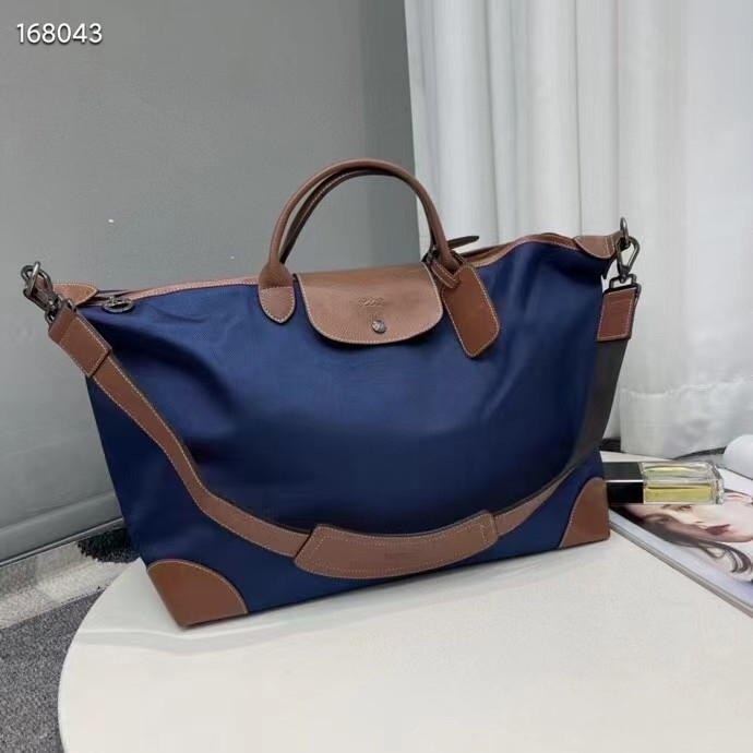 Poslovna putna torba - prava koža (top-grain goveđa koža), podstava od najlona, vodootporna i otporna na habanje, unisex