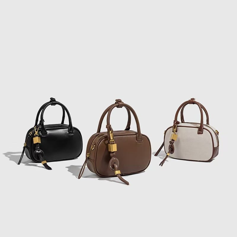 Bowling torba, PU materijal, crossbody stil, zatvaranje zipom, poliester podstava