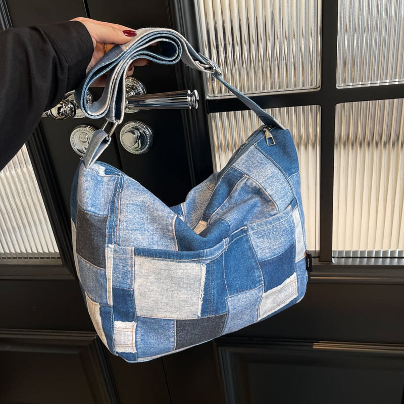 Kuosen vászon tote táska cipzárral, utcai stílus, belső zsebek: cipzáras zseb, telefon zseb, személyi igazolvány zseb