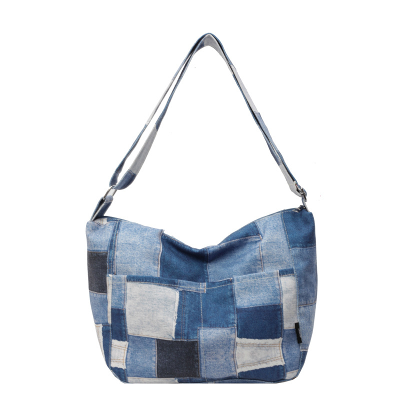 Kuosen vászon tote táska cipzárral, utcai stílus, belső zsebek: cipzáras zseb, telefon zseb, személyi igazolvány zseb