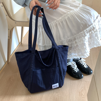 Geantă Tote din pânză, formă verticală pătrată, fermoar, buzunare interne pentru telefon și ID, bretele duble (Lansare vară 2025)