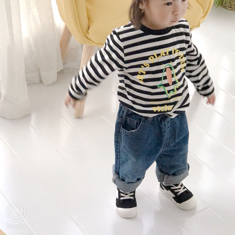 Gyerekeknek vászon Slip-On cipő, Koreai stílus, felső rész vászon, talp műanyag, belső EVA talp, zárás: rugalmas pánt