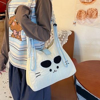 Crossbody torba s mačjim motivom, platno, zatvarač, poliester podstava, tri naramenice