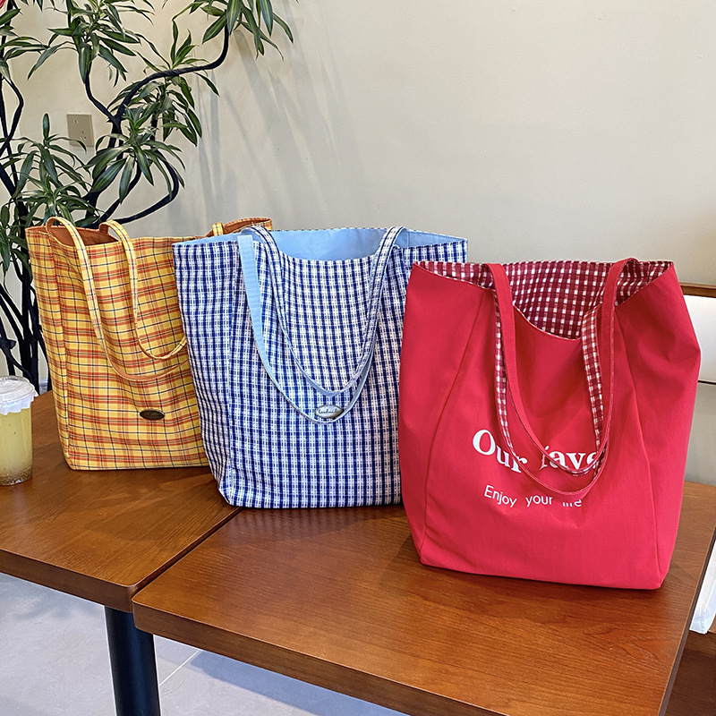 Nylon tote torba, obostrani karirani uzorak, unisex, otvoreni vrh