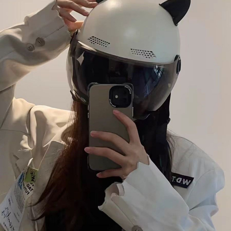 Kaciga za električno vozilo s mačjim ušima, unisex, ljeto, zaštita od sunca (Certifikacija: Tco99; Univerzalna upotreba; Ljeto; Personalizacija: Da)
