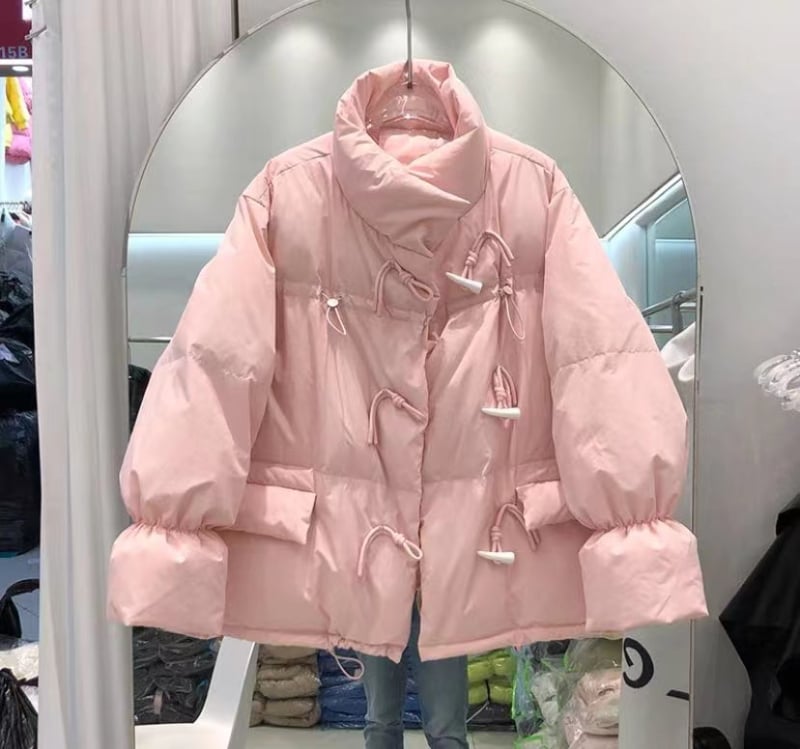 Púšový kabát s Chenille látkou, hrubý, obsah peria 51–55%, ultra krátka dĺžka ≤40 cm