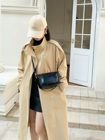 Geantă de umăr Shell din piele naturală, finisaj oil-wax, închidere cu fermoar, curea de umăr simplă, stil urban, buzunare interioare