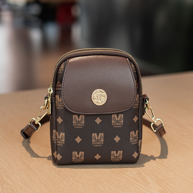 Crossbody torba, mekani PVC, ulični stil, vertikalni kvadratni oblik, otvaranje na zip