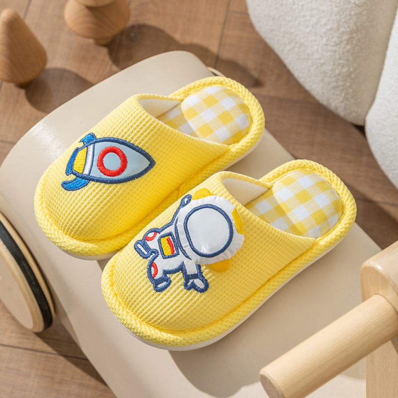 Sandale pentru copii din in (model Cartoon, pentru 7–12 ani, talpă PVC)