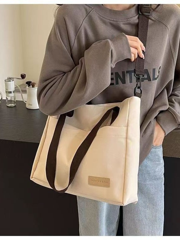 Tote torba od Oxford materijala sa zatvaračem, gradski jednostavan stil, vanjski otvoreni džep, unutarnji džepovi za telefon i osobnu iskaznicu