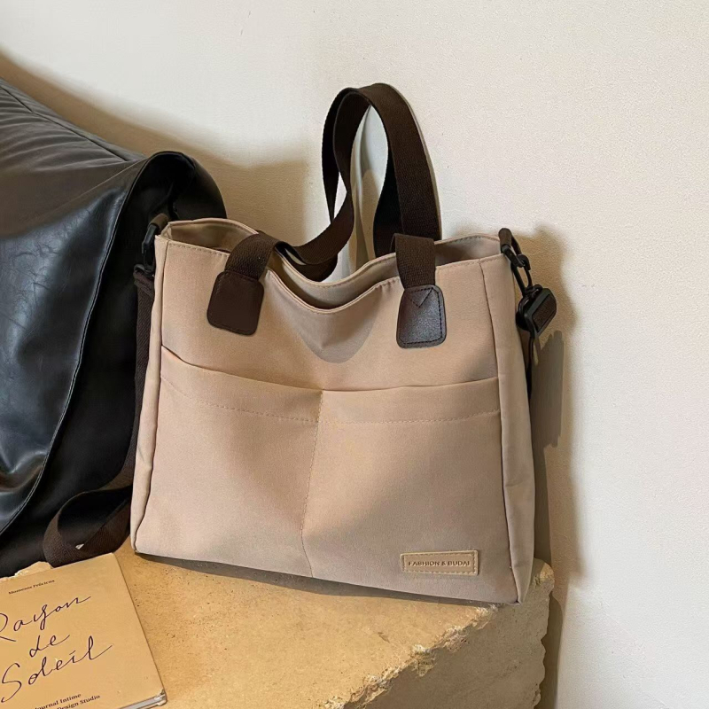 Tote torba od Oxford materijala sa zatvaračem, gradski jednostavan stil, vanjski otvoreni džep, unutarnji džepovi za telefon i osobnu iskaznicu