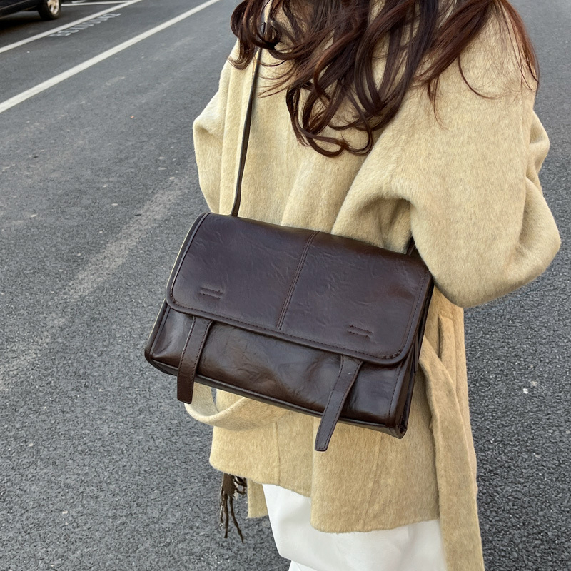 Korejskog stila PU kožna messenger torba, preko ramena, gradski minimalistički dizajn, horizontalan kvadratni oblik, džep sa zipom i džep za telefon