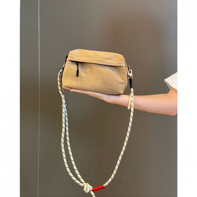 Crossbody torba, unisex stil, poliester materijal, kvadratni dizajn, proljeće 2025 izdanje