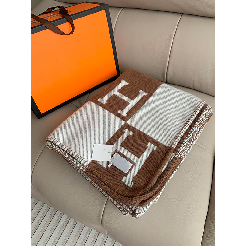 Cuvertură din lână cu model geometric, 1000–1499 g, stil modern minimalist, pentru toate anotimpurile, pentru canapea
