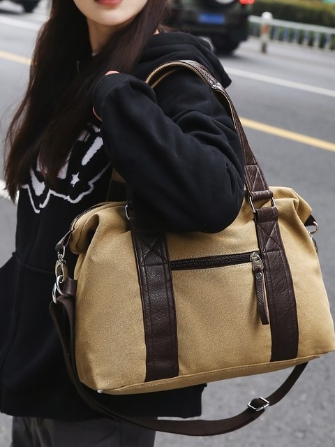 Unisex crossbody torba, oprano platno, gradski street style, velika kapaciteta, zatvaranje na zip i skriveni džep na zip