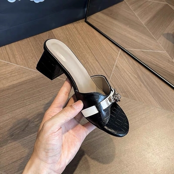 Сандали с един ред, кръгъл нос, горен и вътрешен материал от супер влакна, гумена подметка, стил корейска версия