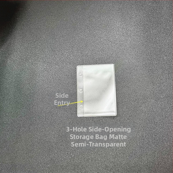 WR-09 PVC kötőfűzet, 3 lyukú, csatt 90 mm, lemez 1 mm, hát 2 cm, általános papírméret