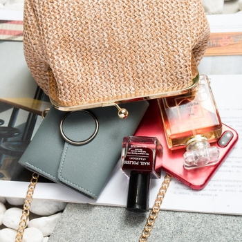 Geantă crossbody din paie, în stil național literar-artistic, formă mică pătrată, închidere cu clapetă, formă 20213