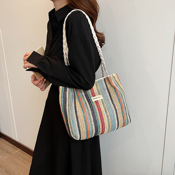 Женска торба от слама Tote – ежедневен градски стил, хоризонтална квадратна форма, цип за отваряне