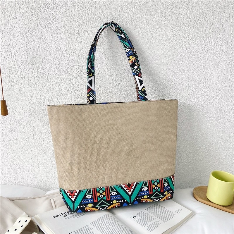 Geantă Tote, Stil Național Literar-Artistic, Material din paie, Formă orizontală pătrată, Închidere cu fermoar, Căptușeală din poliester, Două bretele