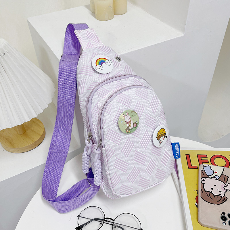 Geantă crossbody pentru fete, stil japonez, design pătrat proaspăt, geantă chest sport-casual, personalizabilă; Material: Nylon; Căptușeală: poliester; Închidere: fermoar; Formă: pătrat vertical; Bretea: una singură