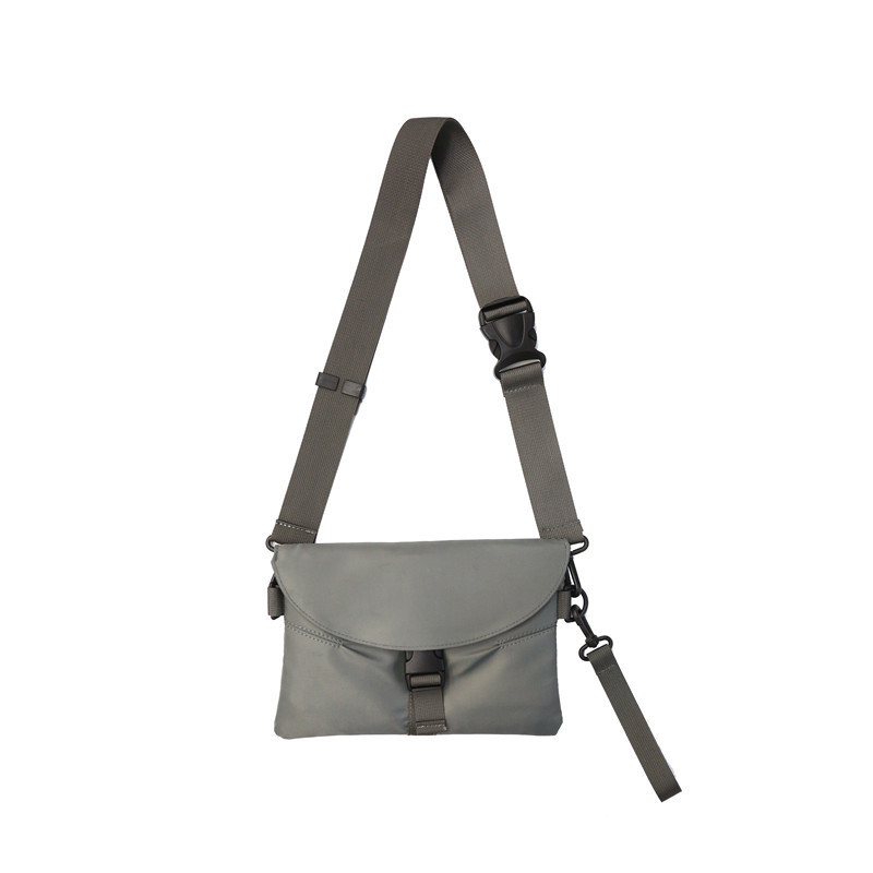 Torba za prsa s crossbody dizajnom – vanjski najlon, unutarnja poliester, zatvaranje na zip, džep za dokumente, vanjski džep tipa patch