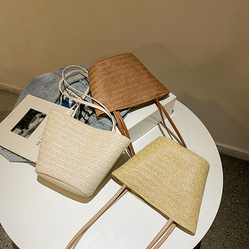 Geantă tip bucket - din paie, stil Urban Simplicity, formă găleată, primăvara 2024, căptușeală poliester