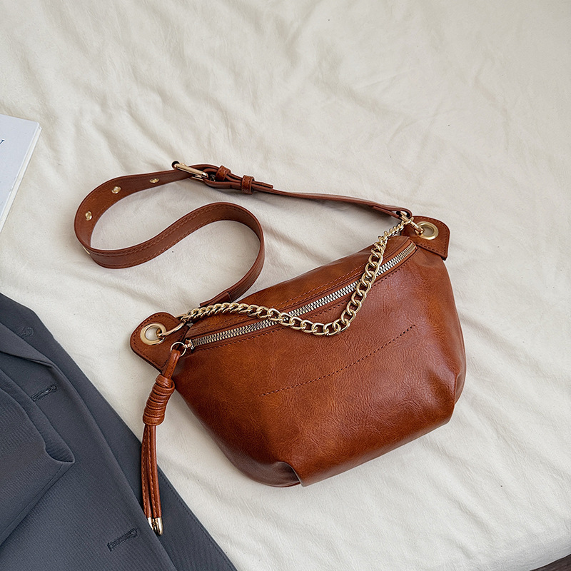 Ženska crossbody torbica u europskom retro stilu, PU koža, podstava od poliestera, zatvarač, unutarnji džepovi sa zipom i džep za dokumente, uspravni kvadratni oblik, jednosmjeran remen