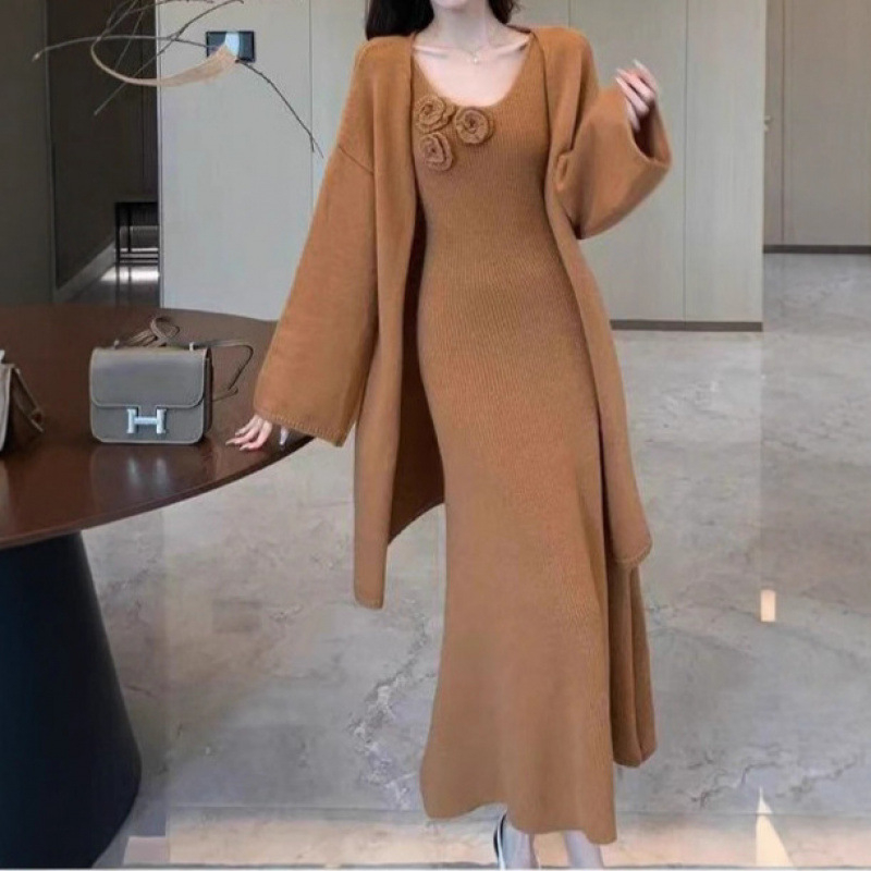 Σετ μητρότητας δύο τεμαχίων: χαλαρό πλεκτό πουλόβερ με μακριά μανίκια και μακριά φούστα-φόρεμα, 3D σχέδιο, ύφασμα βαμβακοκάσμιρ με ακρυλικό και πολυεστέρα