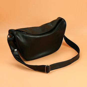 Ženska crossbody torba, korejski stil polumjesec Dumpling Bag, prva sloj teleće kože, zatvarač, unutarnje pretince: pretinac sa zatvaračem, džep za telefon, ID