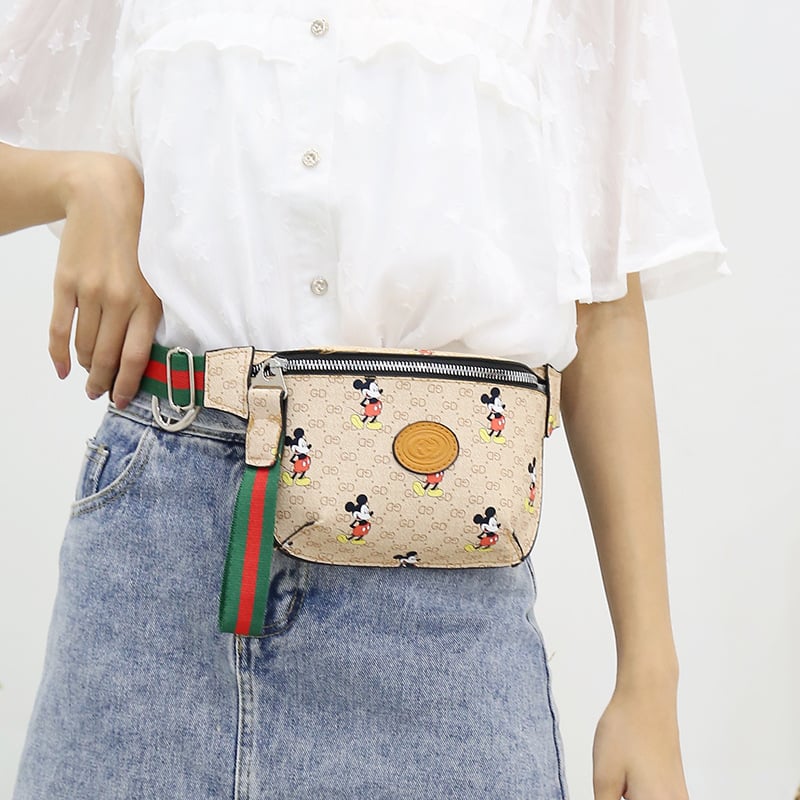 PU koža crossbody torba, studentski gradski stil, proljeće 2025, zatvarač, pretinac za mobitel
