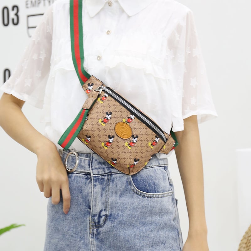 PU koža crossbody torba, studentski gradski stil, proljeće 2025, zatvarač, pretinac za mobitel