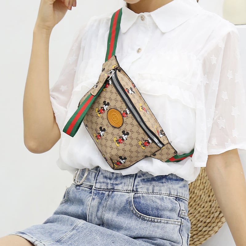 PU koža crossbody torba, studentski gradski stil, proljeće 2025, zatvarač, pretinac za mobitel