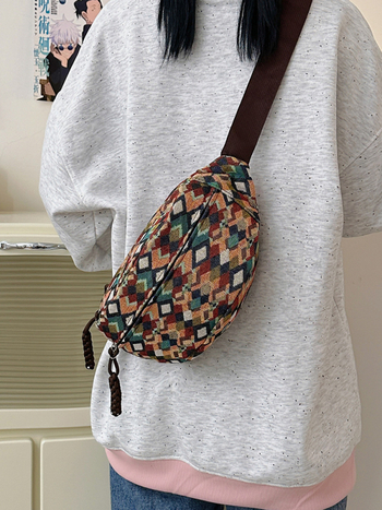Geantă crossbody, formă dumpling, nailon, fermoar, buzunar pentru telefon, Primăvara 2025