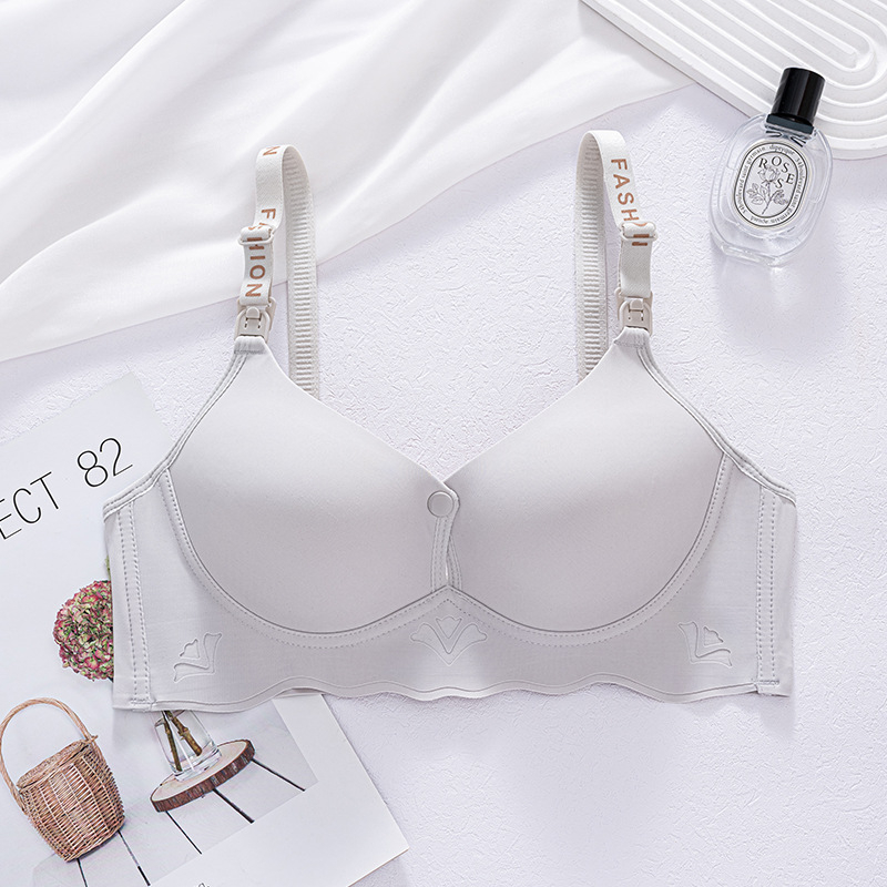 Sutien de alăptare fără cusături, cupe subțiri modelate, bretele fixe dublu, închidere cu trei rânduri de cârlige la spate, design lucios, țesătură principală: nylon; căptușeală: bumbac