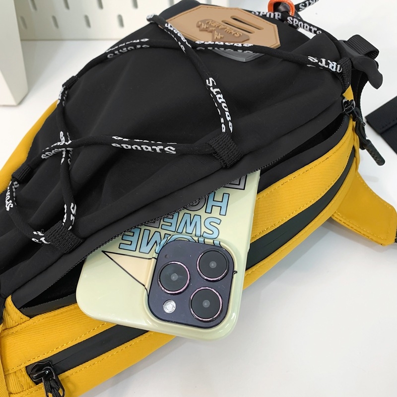 Geantă piept nylon, model carouri, stil urban, crossbody, fermoar, buzunar intern pentru telefon