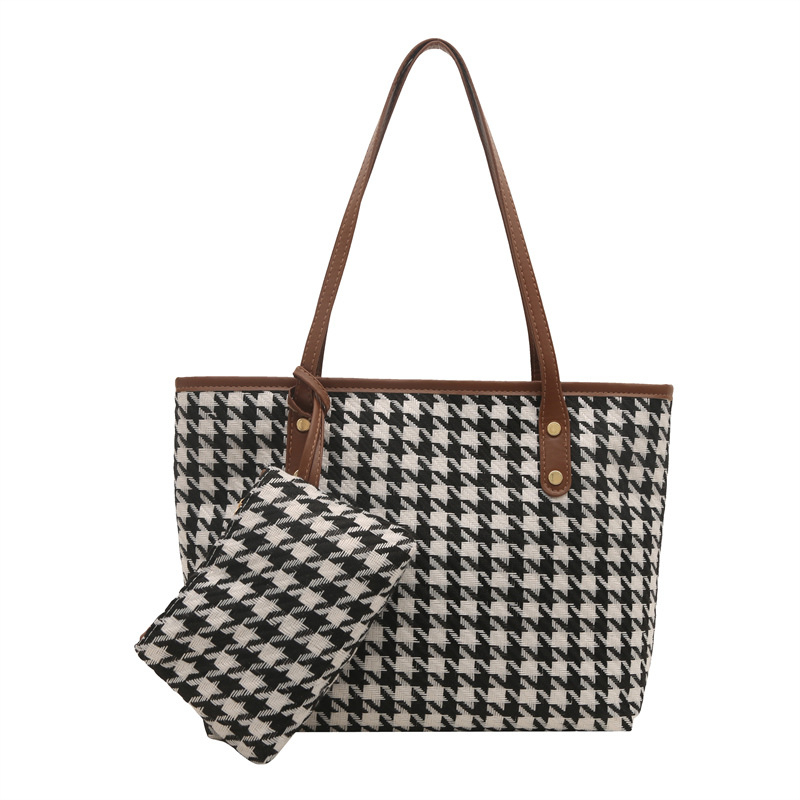Tote torba u stilu street fashion, platnena tkanina, zatvarač, horizontalni kvadratni oblik, podstava od poliester